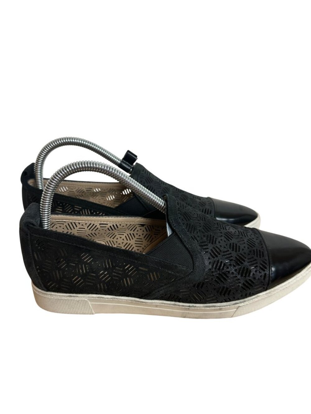 Karl Lagerfeld Paris  Size  8M Black Women's Laser Cut Slip-On Sneakers